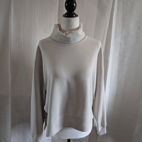 Lululemon Softstreme Turtleneck Pullover White Opal Size 4 Athleisure Neutral - Picture 2 of 15